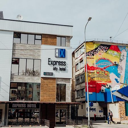 Express City Hotel Simkent Buitenkant foto