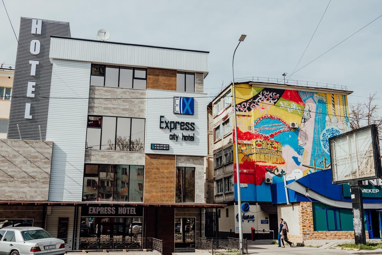 Express City Hotel Simkent Buitenkant foto
